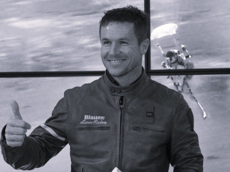 Užasne veti iz Italije: Poginuo Feliks Baumgartner!