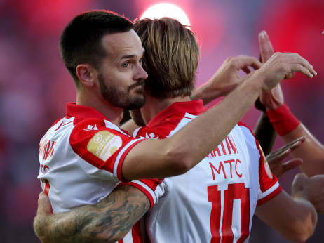 (KRAJ, VIDEO) Crvena zvezda - Javor 4:0: Šampion već u dobroj brzioni