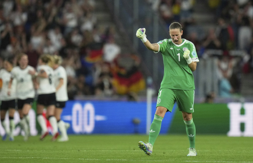 An-Katrin Berger je odbranila dva penala