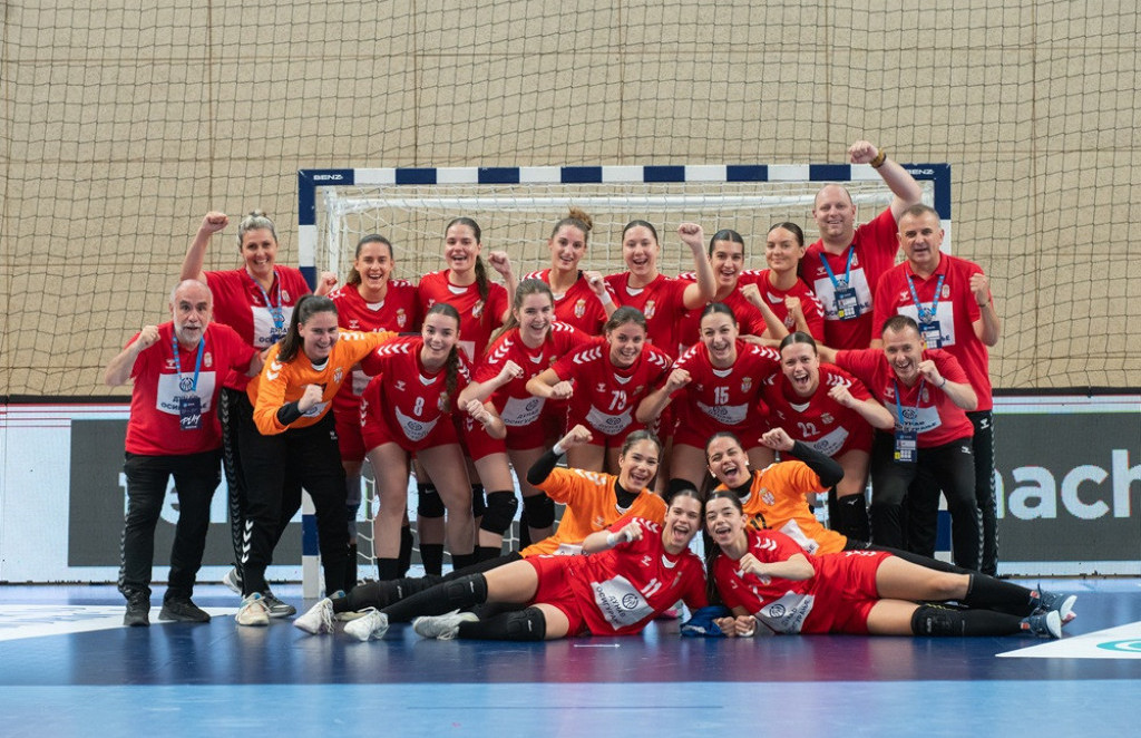 Ženska juniorska rukometna reprezenatcija Srbije
