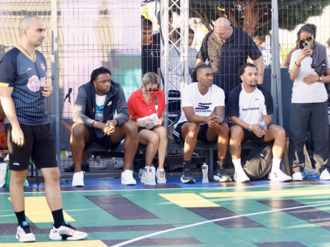 (FOTO) NBA zvezde posetile Beograd: Odrasli smo uz Divca i Stojakovića, nikad nije lako protiv Jokića