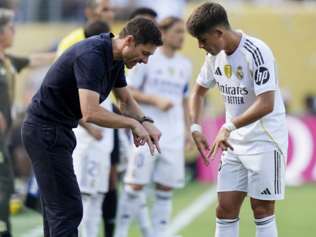 Ćabi Alonso veruje Ardi Guleru: Turčin se izborio za ulogu pleja