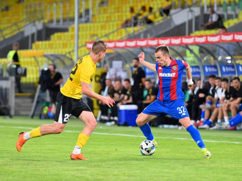 Fudbaleri Partizana i Oleksandrije, u prvom međusobnom meču