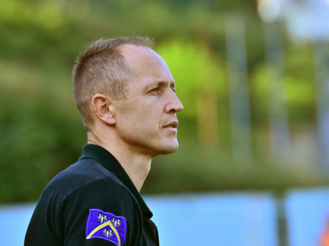 Smenjen već posle prvog kola: Ubedljiv poraz protiv Voždovca mu došao glave!