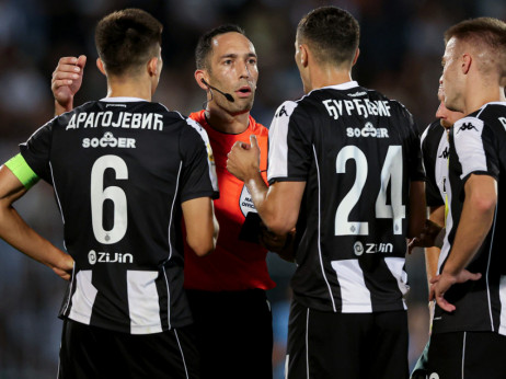 Zdravko Jokić o kritičnim momentima na meču Partizana i Hibernijana: Preterana odluka, potpao pod autoritet...