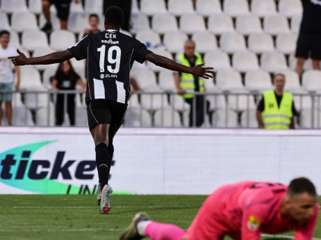 (UŽIVO, VIDEO) Partizan - IMT 4:1: Andrej Kostić stavlja tačku