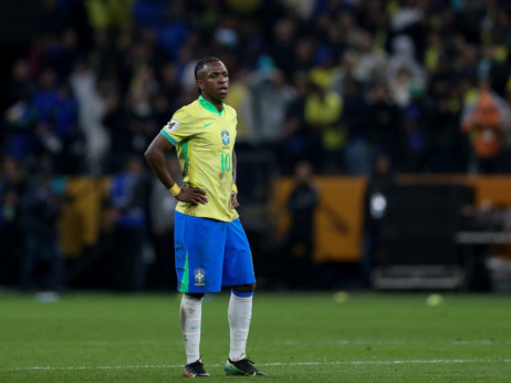 "Nevoljo, dobro došla ako si sama" ne važi za Vinisijusa: Problemi u Realu, višak u Brazilu