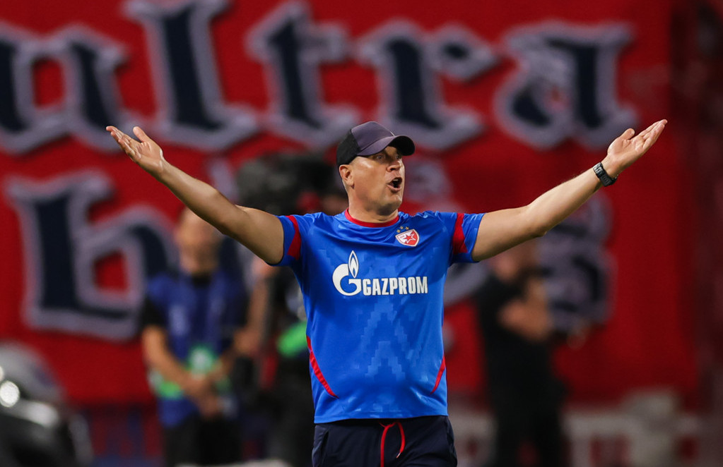 Trener Crvene zvezde Vlada Milojević
