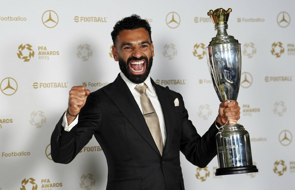 Salah sa trofejom PFA