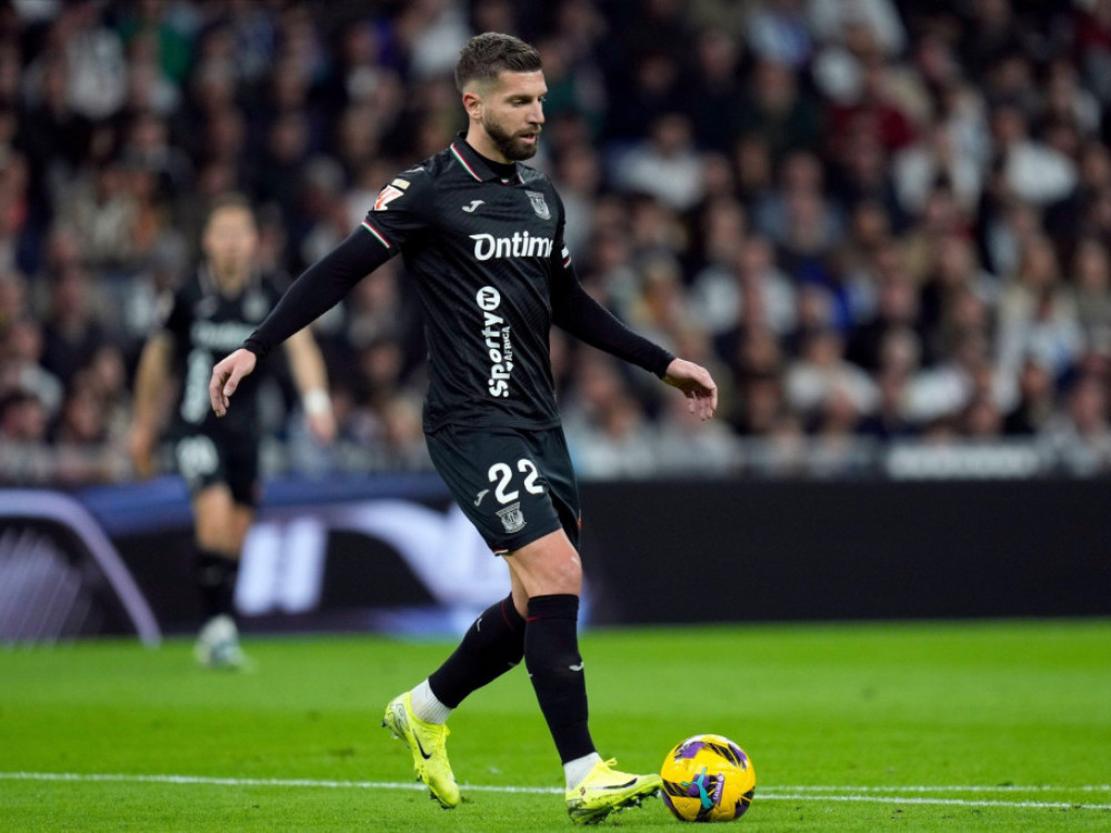 Matija Nastasić, srpski fudbaler, karijeru nastavlja u Saudijskoj Arabiji