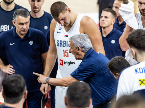 Pešić odveo "orlove" u Rigu: Srpski košarkaši spremni za napad na evropski tron