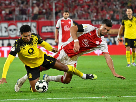 Bizarne scene u Borusiji Dortmund: Belingemovom ocu zabranjen pristup svlačionici
