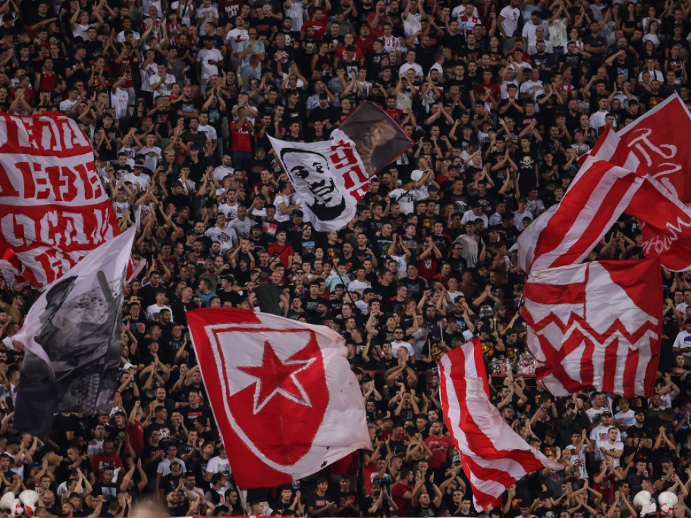 Navijači Crvene zvezde, na jednom od ranijih mečeva