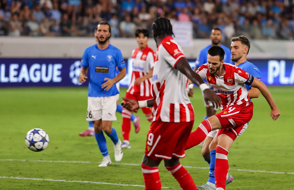 Mirko Ivanić postiže gol