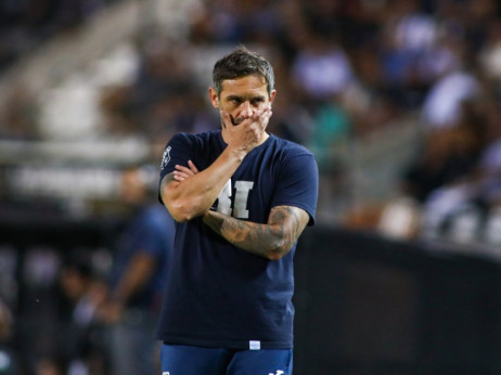 Burni dani u Rijeci: Provokacija s Partizanovom pesmom, poraz od PAOK-a, prodaja kluba...