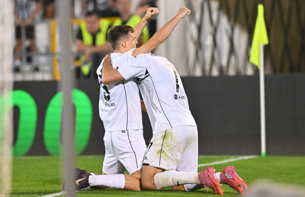 Andrej Kostić, fudbaler Partizana