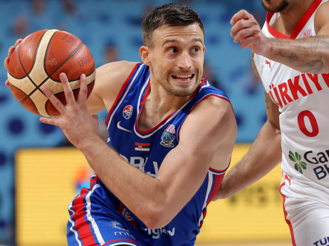 Avramović napustio teren zbog povrede