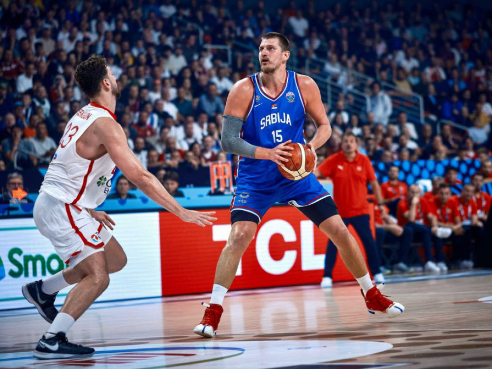 Bitka koja je bila u centru pažnje ceo meč - Nikola Jokić protiv Alperena Šenguna