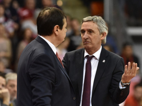 Svetislav Pešić i Ergin Ataman pouvkli iste poteze posle burnog meča Srbije i Turske