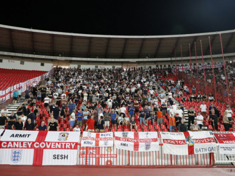Navijači Engleske već stigli na stadion, ali se ne čuju