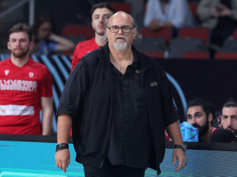 Eurobasket 2025 čeka još dva polufinalista: Srbija navija ja Džikića i Dončića