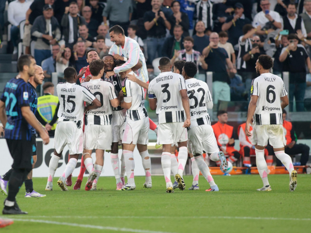 Fudbaleri Juventusa i Intera, u meču Serije A