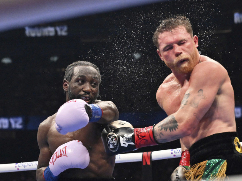 Terens Kroford i Kanelo Alvarez