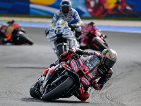 (VIDEO) Moto GP: Dobar start Becekija, ispali Zarko i Mir