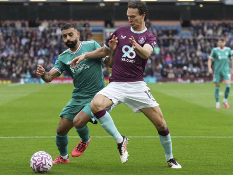 Salah iz penala u 90+5. doneo pobedu Liverpulu protiv Barnlija