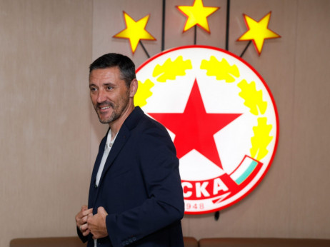 Ma Bugari su čudo: Kerkez slagao navijače da daje ostavku iz straha!