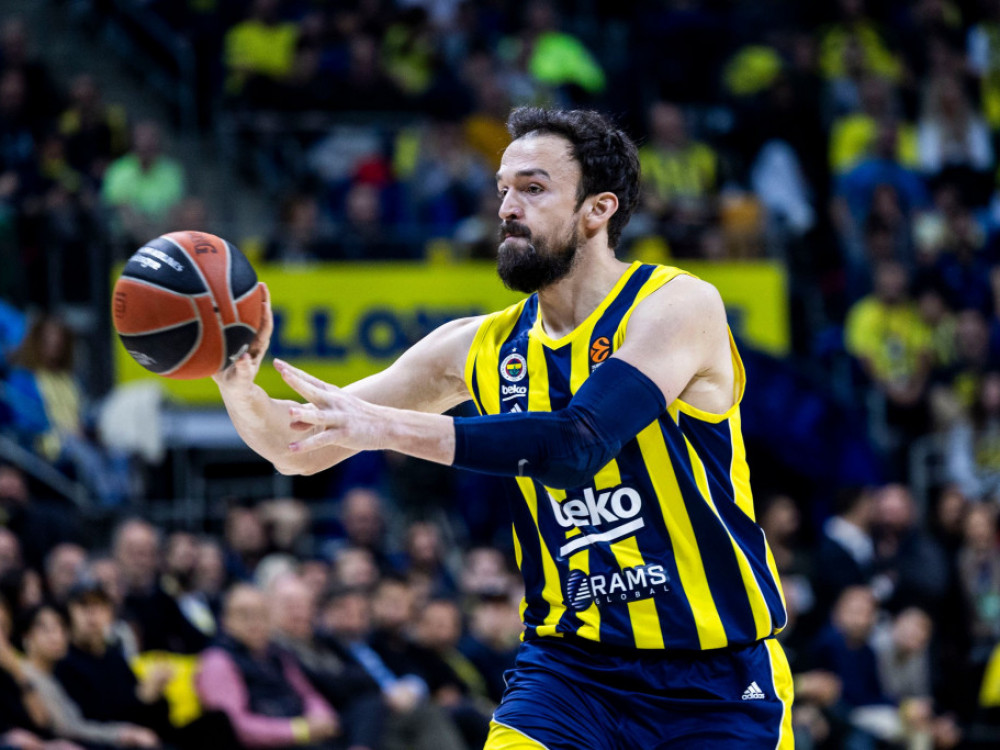 Sertač Šanli u dresu Fenerbahčea