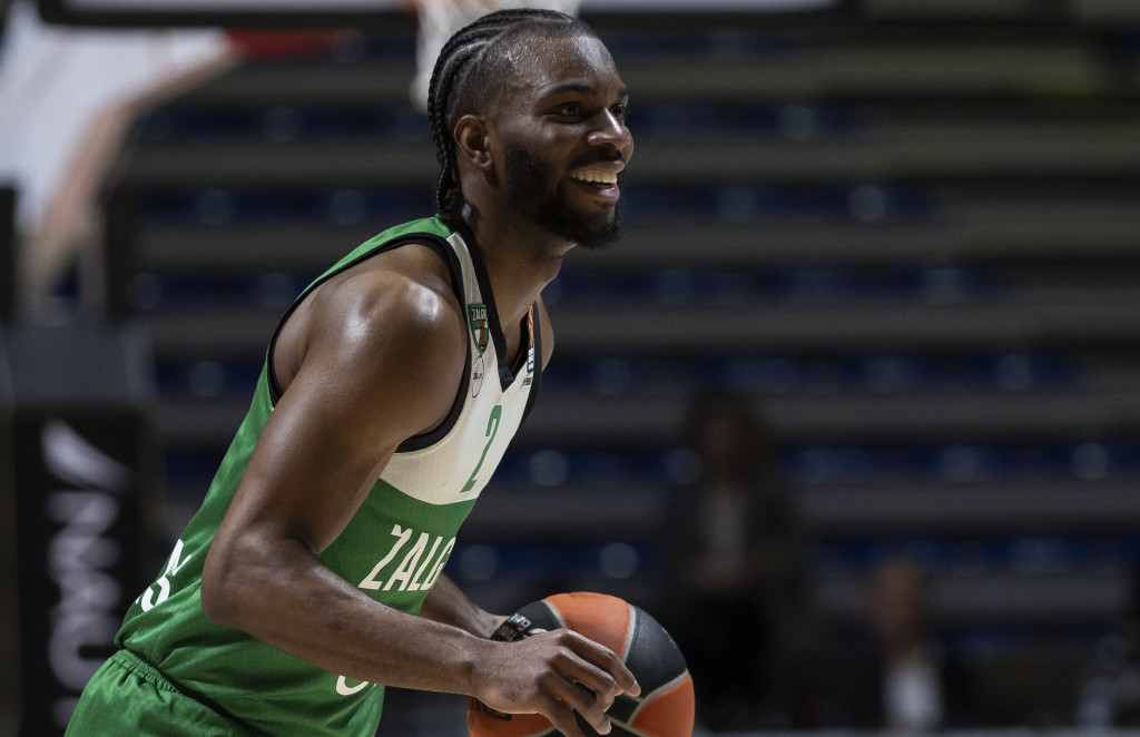 Kinan Evans putuje na Rodos