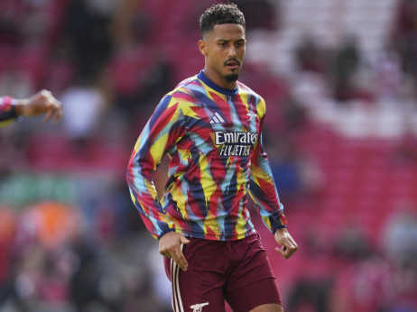 Dobre vesti za Arsenal i Artetu: Saliba ostaje na "Emiratima"