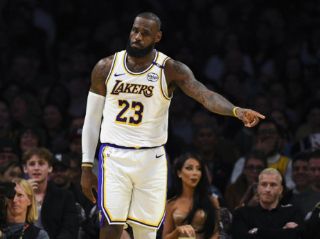 Da li je sezona pred nama Lebronova poslednja? Lejkersi odbili produžetak saradnje sa "kraljem"
