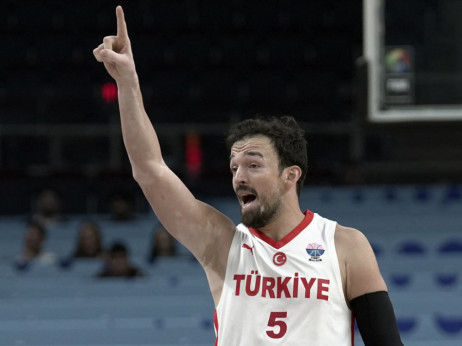 Dubai ima novog centra: Sertač Šanli stigao pred duel sa Partizanom