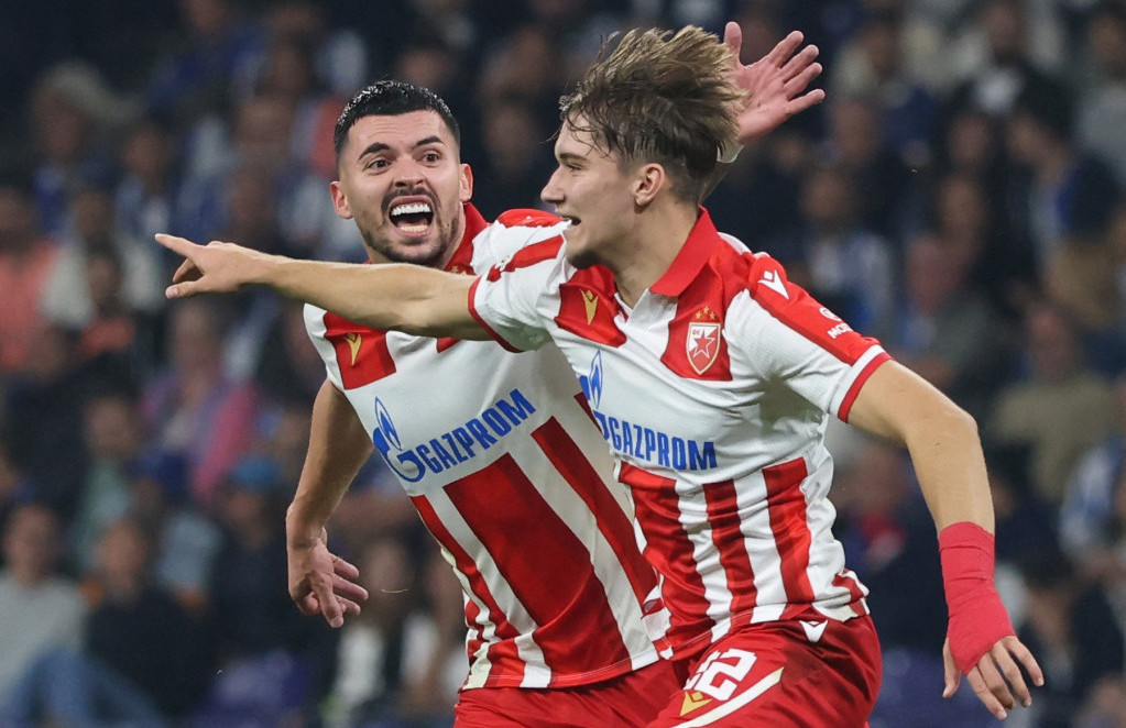 Vasiliej Kostov je bio strelac za Crvenu zvezdu na "Dragau"