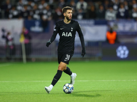 Rodrigo Bentankur ostaje veran Totenhemu