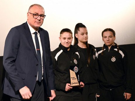 JSD Partizan dodelio godišnje nagrade: Najbolji su karatistkinje i rukometaši