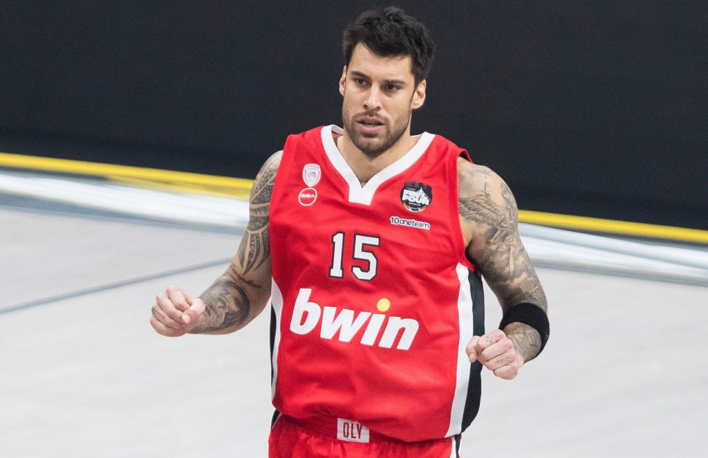 Jorgos Printenzis ističe da je želeo da vidi Micića u Olimpijakosu