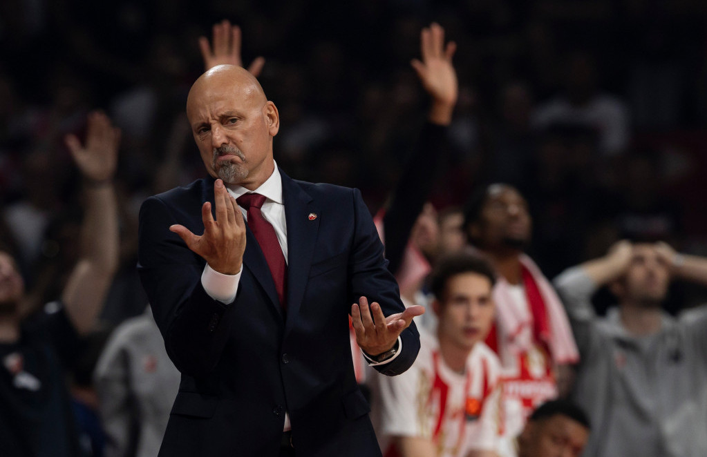 Saša Obradović je upisao trijumf u prvoj utakmici nakon povratka u Crvenu zvezdu