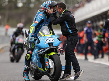 Fernandes ostvario prvu pobedu u Moto GP šampionatu, Baceki izvukao maksimum: Zanimljiva trka za VN Australije