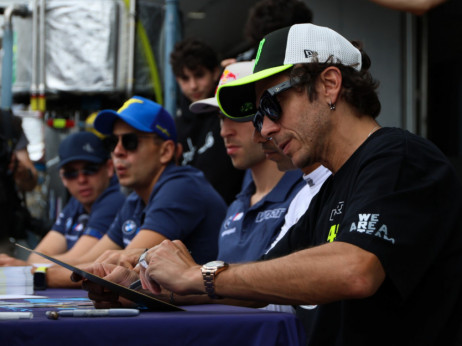 Valentino Rosi doveo WRT BMW do pobede u Interkontinentalnoj GT seriji u Indijanapolisu