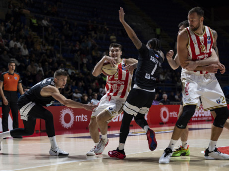 Zvezda rutniski do pobede: Crveno-beli ostvarili prvi trijumf u ABA ligi