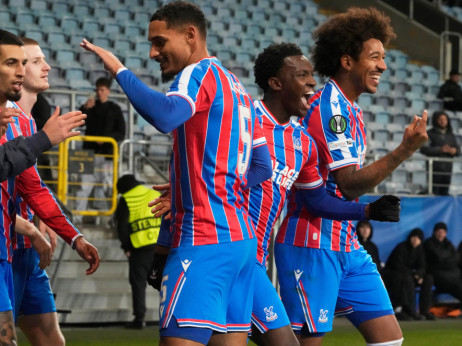 Navijači Palasa žele trofej Lige konferencija: Trener Glasner poručuje da to nije realno