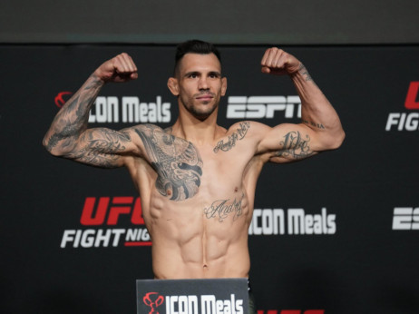 UFC spektakl na Areni Fight: Rakić izlazi na megdan neporaženom Rusu, plus dve šampionske borbe - može li bolje?