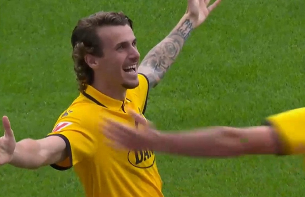 Karlos Romero slavi gol