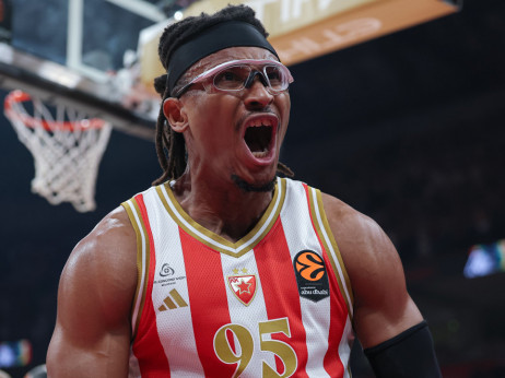 (UŽIVO) Crvena zvezda - Asvel (62:40): Vode crveno-beli, Moneke se pita za sve!