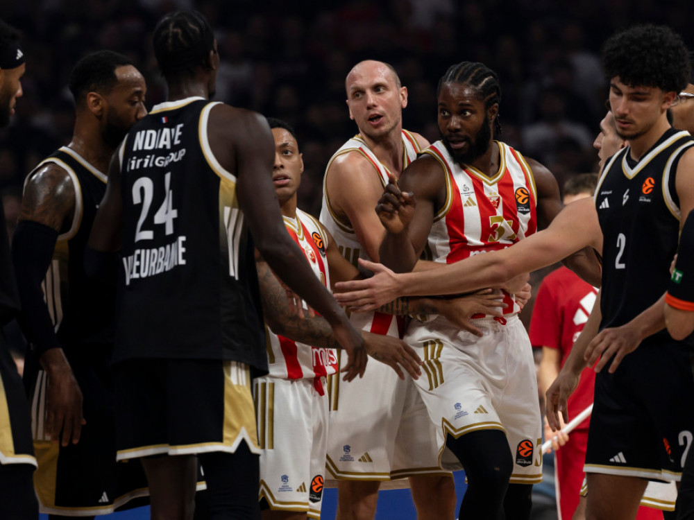 Semi Odželej glavni akter manjeg sukoba na meču Zvezda - Asvel