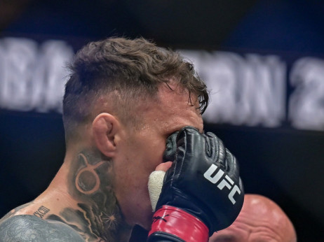 UFC je baš nezadovoljan ishodom borbe Aspinala i Gana: Na pomolu promena pravila o ubodima u oko