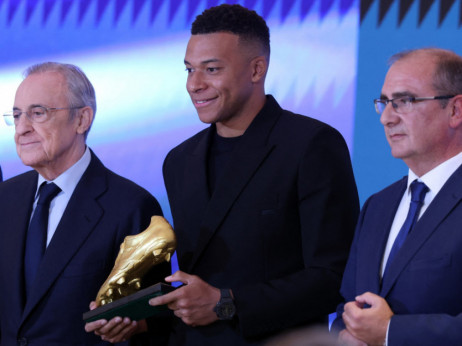 Kilijan Mbape preuzeo zlatnu kopačku: Francuz ostvario uspeh koji nismo videli pola veka